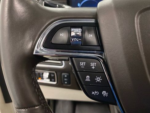 Used 2023 Lincoln Navigator Black Label image 19