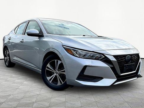 Used 2022 Nissan Sentra SV image 3