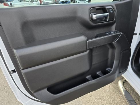 Used 2025 GMC Sierra 1500 Pro w/ Pro Value Package image 17