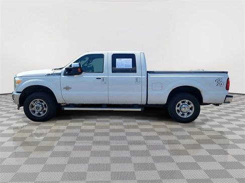 Used 2016 Ford F250 Lariat w/ Lariat Ultimate Package AWD/4WD image 2