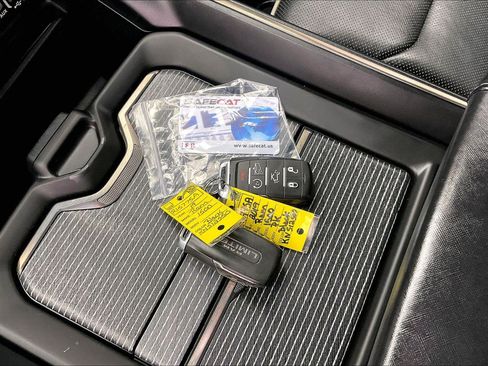 Used 2019 RAM 1500 Limited w/ Advanced Safety Group AWD/4WD image 11
