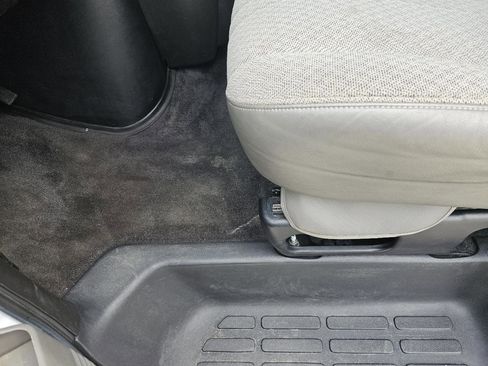 Used 2014 Chevrolet Express 1500 LT w/ LT Preferred Equipment Group AWD/4WD image 15