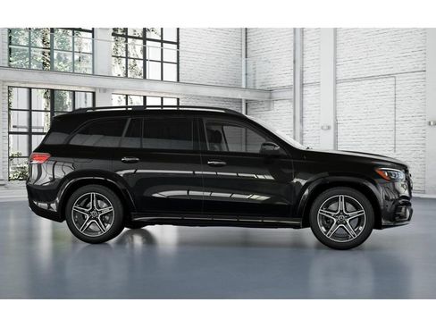 New 2025 Mercedes-Benz GLS 450 4MATIC image 15