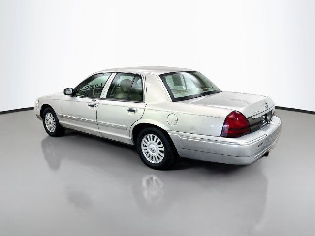 Used 2008 Mercury Grand Marquis GS RWD image 5