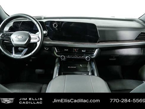 Used 2025 Chevrolet Tahoe LT RWD image 20