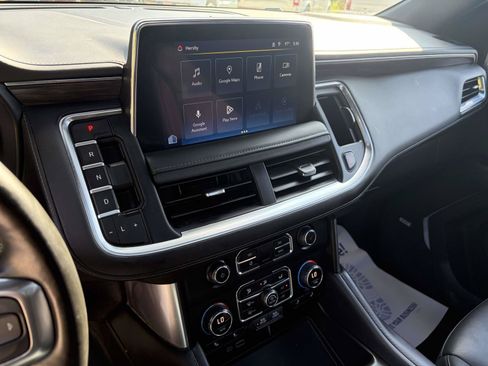 Used 2023 Chevrolet Tahoe Z71 w/ Luxury Package AWD/4WD image 13