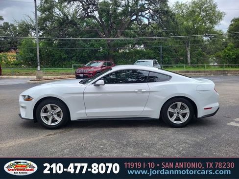 Used 2020 Ford Mustang Coupe RWD image 2