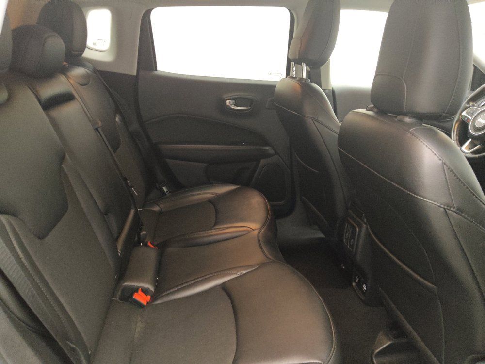Used 2021 Jeep Compass Latitude w/ Sun and Sound Group AWD/4WD image 19
