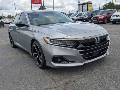 Used 2020 Honda Accord Sport image 3