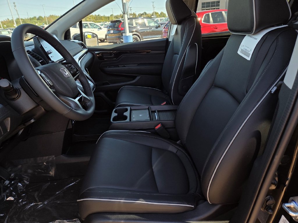 New 2027 Honda Odyssey Touring image 14
