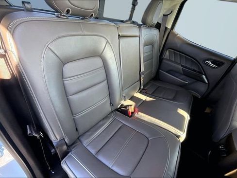 Used 2022 GMC Canyon Denali image 26