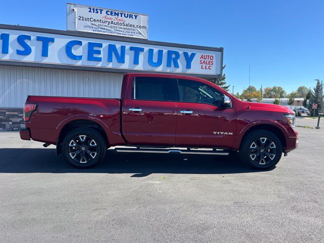 Used 2021 Nissan Titan 4x4 Crew Cab image 14