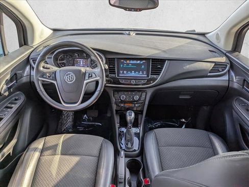 Used 2020 Buick Encore Preferred image 17