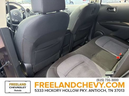 Used 2012 Nissan Rogue SV w/ Premium Pkg FWD image 18