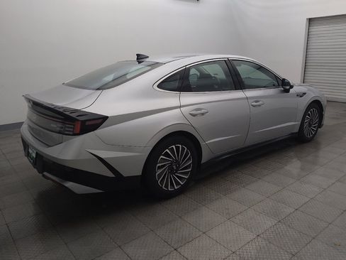 Used 2025 Hyundai Sonata SEL FWD image 10