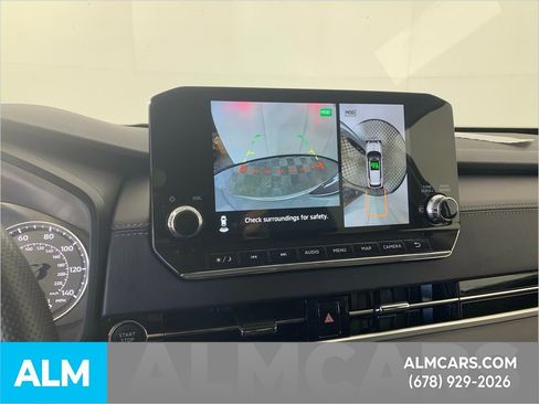 Used 2024 Mitsubishi Outlander SE image 32