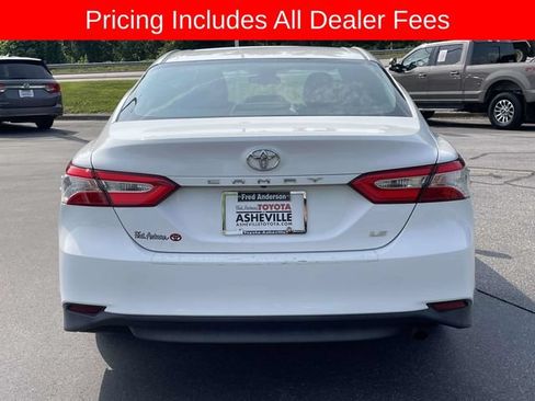 Used 2018 Toyota Camry LE FWD image 4