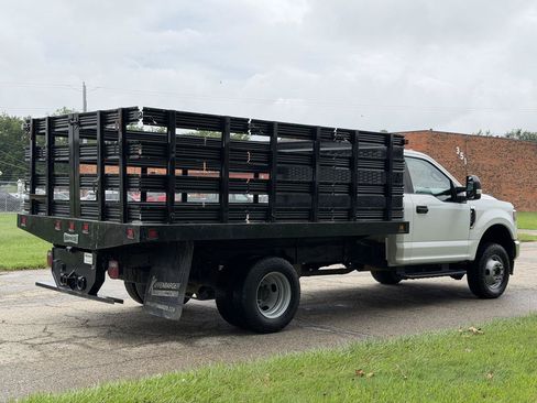 Used 2022 Ford F350 XL w/ Power Equipment Group AWD/4WD image 6