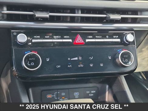 Used 2025 Hyundai Santa Cruz SEL FWD image 15