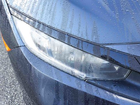 Certified 2019 Honda Civic LX image 11