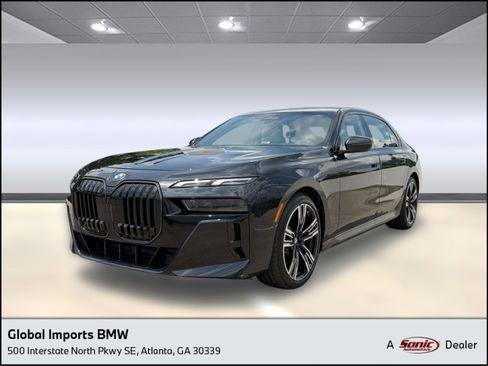 New 2026 BMW 740i w/ Premium Package RWD image 1