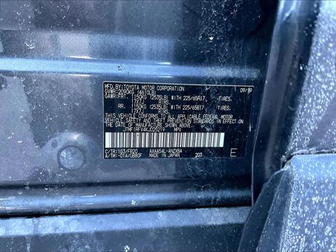 Certified 2019 Toyota RAV4 LE image 6