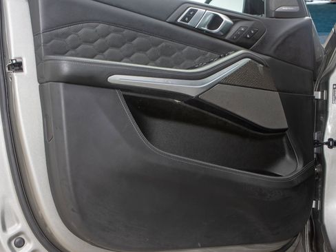 Used 2022 BMW X5 M w/ Competition Package 2 image 11