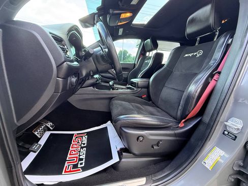 Used 2021 Dodge Durango SRT Hellcat w/ Technology Group AWD/4WD image 20