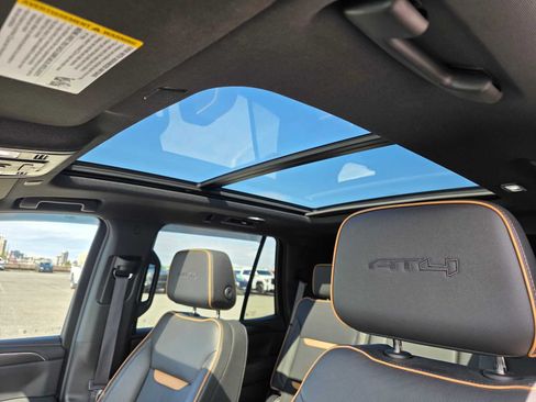 Used 2023 GMC Yukon AT4 w/ AT4 Premium Plus Package AWD/4WD image 22