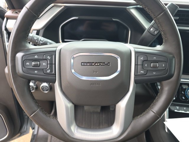 Used 2024 GMC Sierra 2500 Denali w/ Denali Reserve Package AWD/4WD image 17