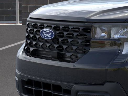 New 2025 Ford Maverick XL w/ Equipment Group 101A image 18