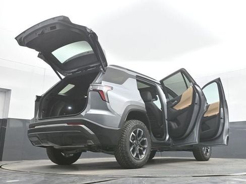 New 2026 Chevrolet Equinox ACTIV w/ Convenience Package III AWD/4WD image 55