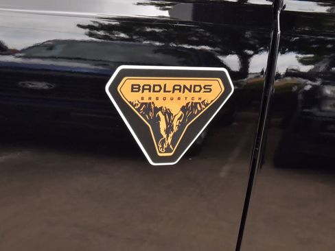 Certified 2025 Ford Bronco Badlands AWD/4WD image 49