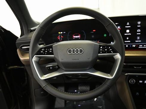 Used 2025 Audi Q5 Premium Plus AWD/4WD image 4