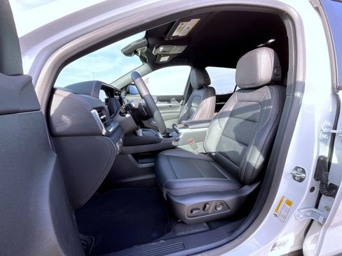 New 2026 GMC Terrain Elevation w/ Elevation Premium Package image 10