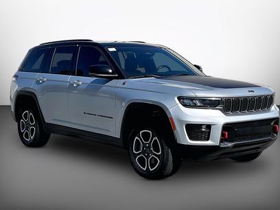 Certified 2022 Jeep Grand Cherokee Trailhawk w/ Luxury Tech Group III