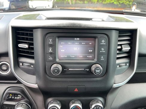 Used 2019 RAM 1500 Big Horn RWD image 18