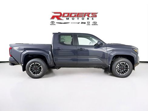 New 2026 Toyota Tacoma TRD Sport image 9
