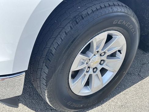 Used 2022 Chevrolet Silverado 1500 W/T RWD image 9
