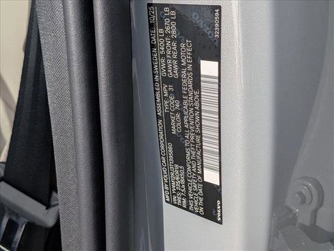 New 2026 Volvo XC60 B5 Core w/ Protection Package Premier image 20