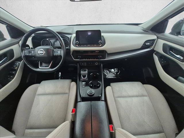 Used 2025 Nissan Rogue SV AWD/4WD image 19