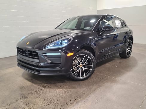 New 2026 Porsche Macan AWD/4WD image 1