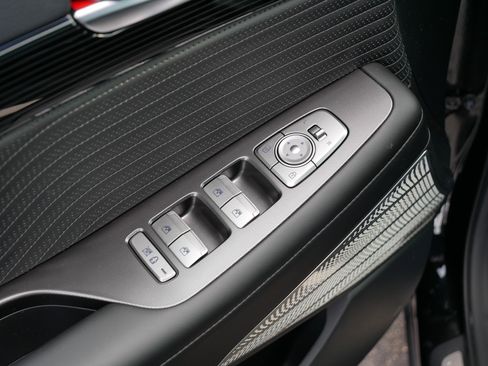 Certified 2025 Hyundai Palisade Calligraphy image 19