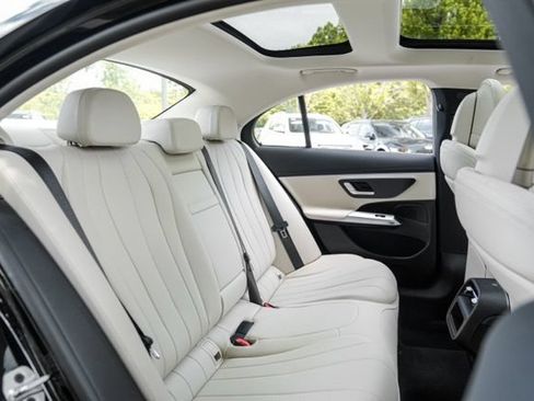 Used 2025 Mercedes-Benz E 350 4MATIC Sedan w/ Winter Package image 45