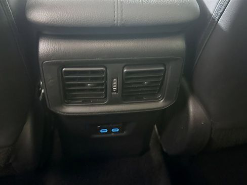 Certified 2022 Toyota RAV4 XLE Premium image 23