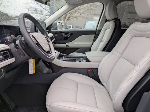 New 2026 Lincoln Aviator Reserve w/ Illumination Package RWD image 21