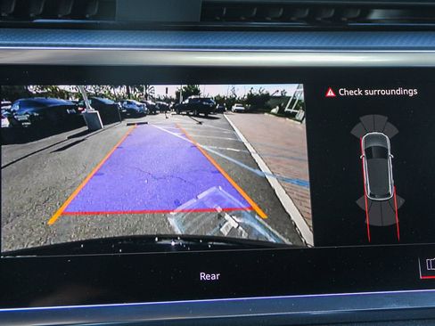 Certified 2024 Audi Q3 2.0T Premium w/ Convenience Package image 27