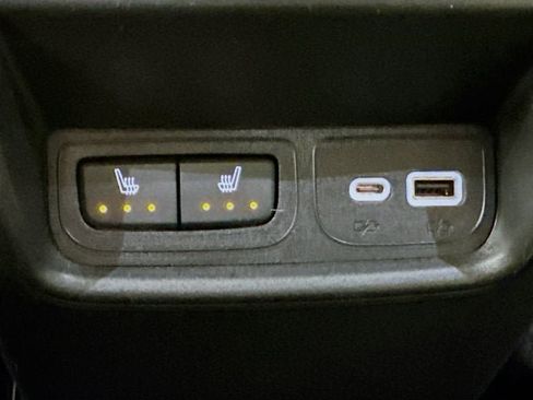 Used 2022 Cadillac XT4 Sport image 27