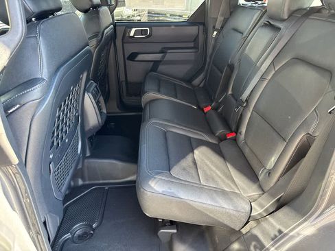 New 2025 Ford Bronco Big Bend w/ Black Diamond Package image 17