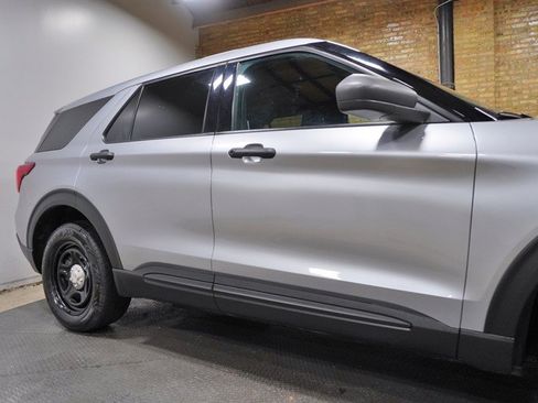 Used 2021 Ford Explorer 4WD Police Interceptor image 9